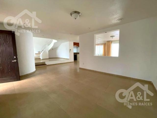 Casa en Renta en Fraccionamiento Cumbres Animas