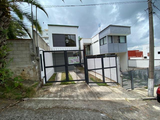 Casa en Renta en Fraccionamiento Lomas las Margaritas Lomas de Las Margaritas, Hermosa, Moderna y excelente ubicación