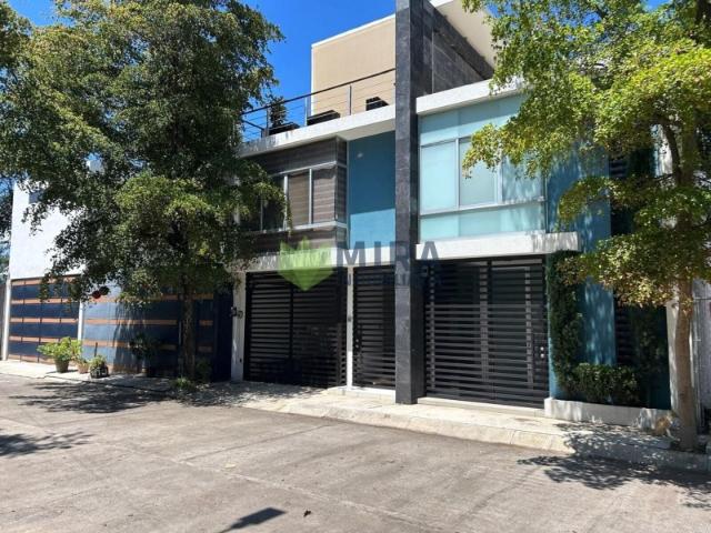 CASA EN RENTA EN FRACCIONAMIENTO LOS FRESNOS, JACONA