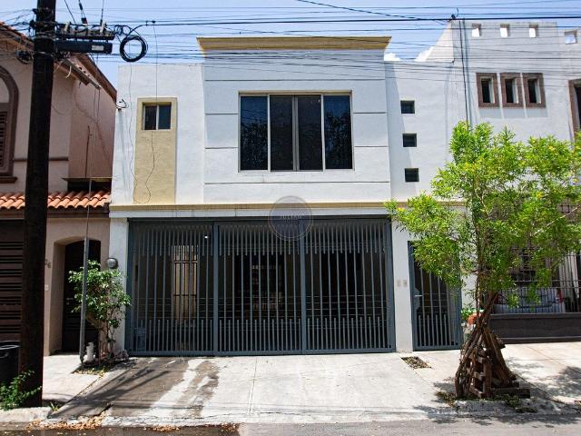 casa en renta en fraccionamiento privado, cima de las cumbres, monterrey