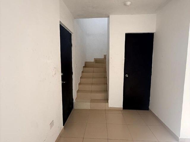 CASA EN RENTA EN FRACCIONAMIENTO SIENA, APODACA, NUEVO LEÓN