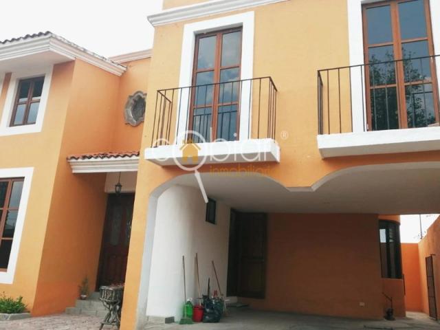 Casa en renta en fraccionamiento sobre recta a cholula