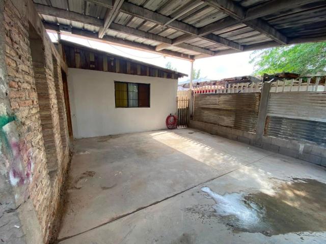 Casa en Renta en González Ortega Poniente, Mexicali | 2 Recámaras, Patio Amplio