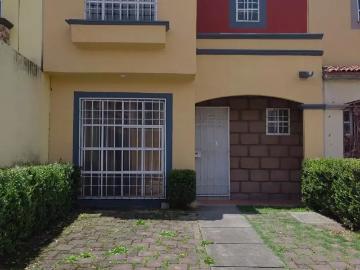 Casa en Renta en Hacienda del Valle II