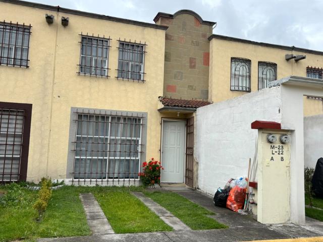 Casa en Renta en Hacienda del Valle II, San Mateo Otzacatipan, Estado de México