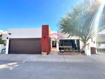 Casa en Renta en Hermosillo, Los Santos Residencial,, 4 recámaras, 3.0 baños, 310.00 m2 terreno, 355.00 m2 construcción