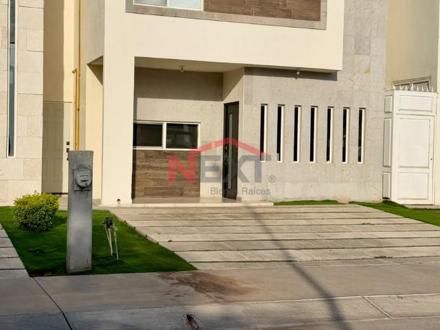 Casa en Renta en Hermosillo, Siena Residencial,, 3 recámaras, 2.0 baños, 110.00 m2 terreno, 124.00 m2 construcción
