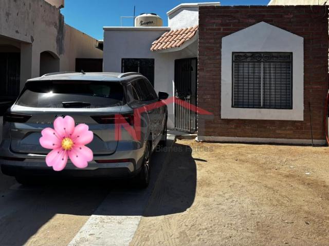 Casa en Renta en Hermosillo, Pueblo Bonito,, 3 recámaras, 1.0 baños, 65.00 m2 terreno, 147.00 m2 construcción