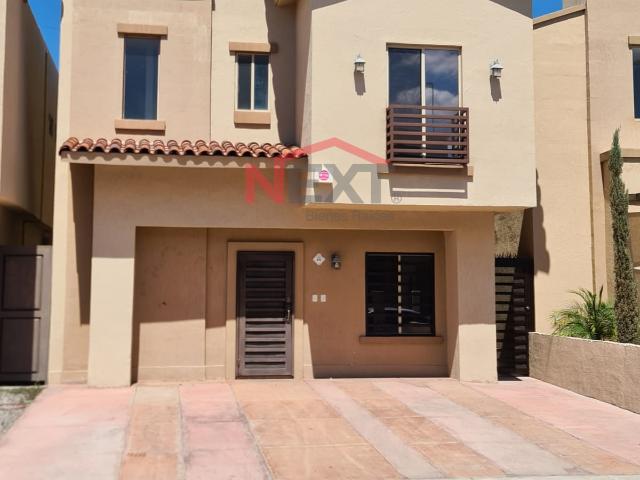 Casa en Renta en Hermosillo, Real de Toledo Residencial,, 3 recámaras, 2.0 baños, 100.00 m2 terreno, 200.00 m2 construcción