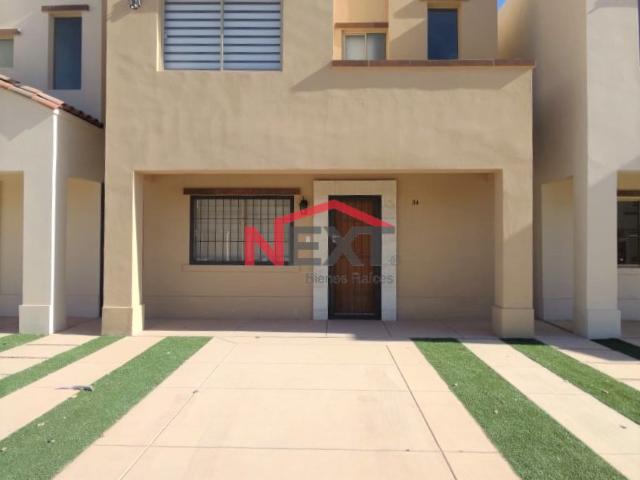 Casa en Renta en Hermosillo, Real de Castilla,, 3 recámaras, 2.0 baños