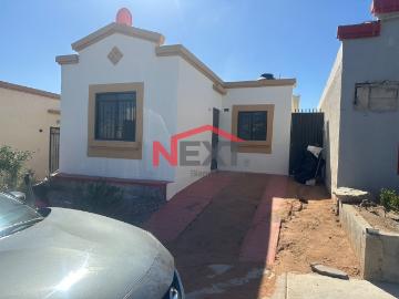 Casa en Renta en Hermosillo, URBI VILLA DEL REY,, 3 recámaras, 2.0 baños