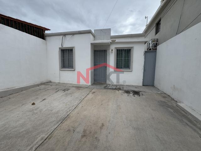 Casa en Renta en Hermosillo, Villa Sonora,, 2 recámaras, 1.0 baños, 78.00 m2 terreno, 116.00 m2 construcción