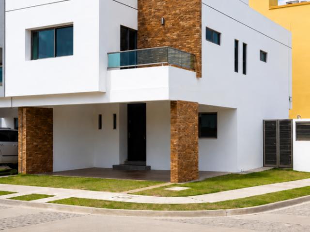 Casa en Renta en Ixtacomitan, Centro, Tabasco: Espaciosa y Bien Ubicada