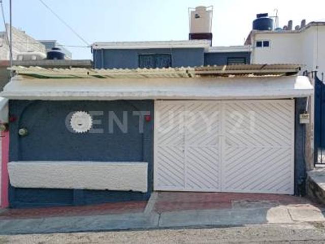Casa en Renta en Izcalli Ecatepec, Ecatepec de Morelos. Estado de Mexico