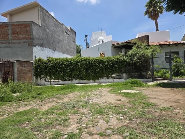 CASA EN RENTA EN JURICA, ZONA EL PINAR