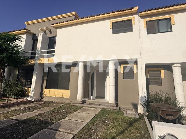 Casa en Renta en Juriquilla | $15,000 Mantenimiento Incluido