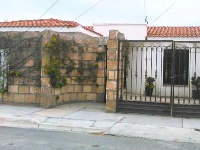 Casa en Renta en Jacarandas Jardín