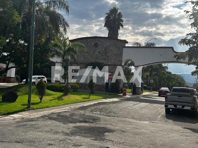 Casa en Renta en Jardines de Miraflores