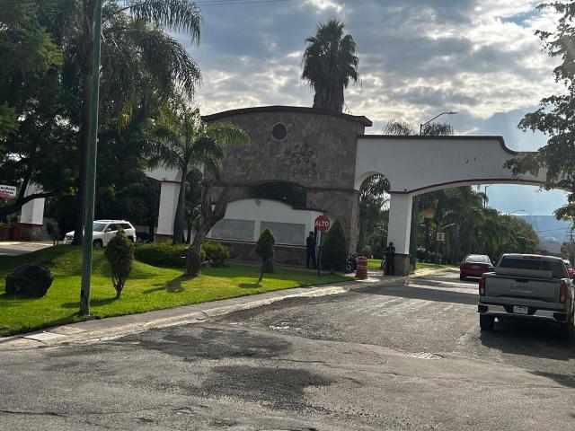 Casa en Renta en Jardines de Miraflores