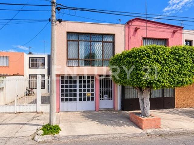 Casa en Renta en Jardines de Oriente, San Luis Potosí, S.L.P