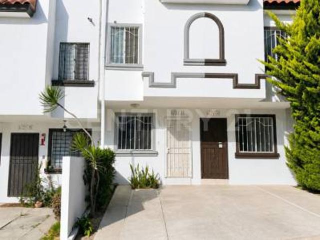 CASA EN RENTA EN JARDINES DE AGUACALIENTE, TIJUANA BAJA CALIFORNIA
