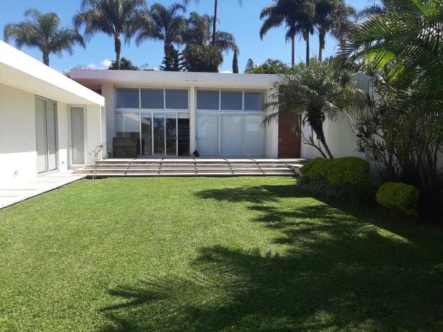 Casa en renta en Jardines de Ahuatepec, Cuernavaca, Morelos