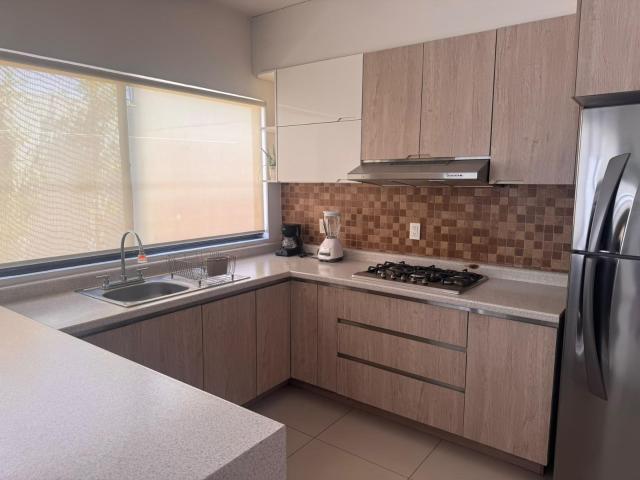 Casa en renta en Jardines de Alejandria