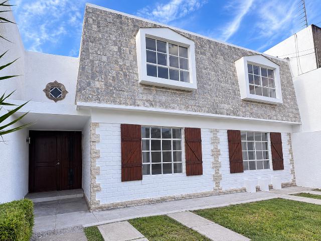 Casa en renta en Jardínes de la asunción
