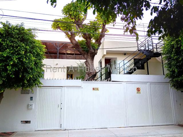 Casa Contemporanea en Renta en Jardines de Queretaro, Queretaro