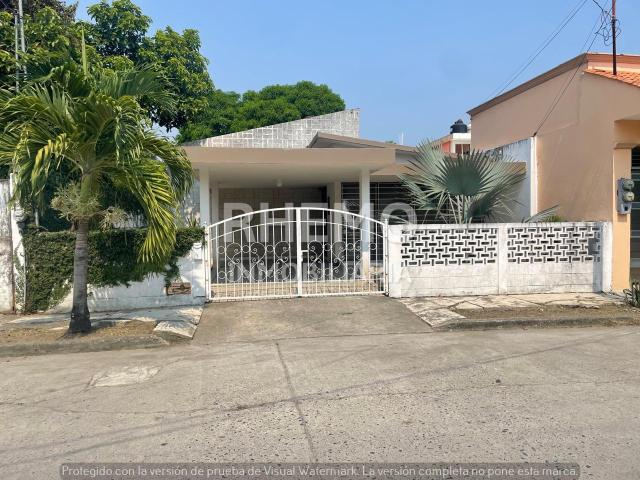 Casa en Renta en Jardines de Tuxpan, Tuxpan, Ver
