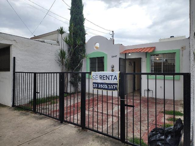 casa en renta en jardines del valle