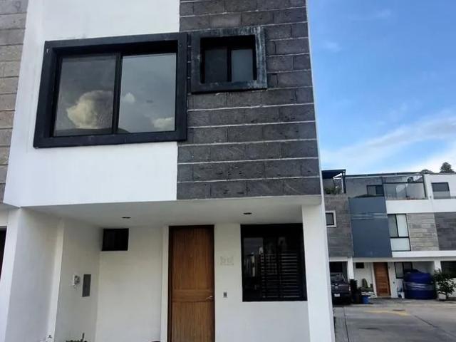 Casa en Renta en Jardines Del Valle, Zapopan, Jalisco