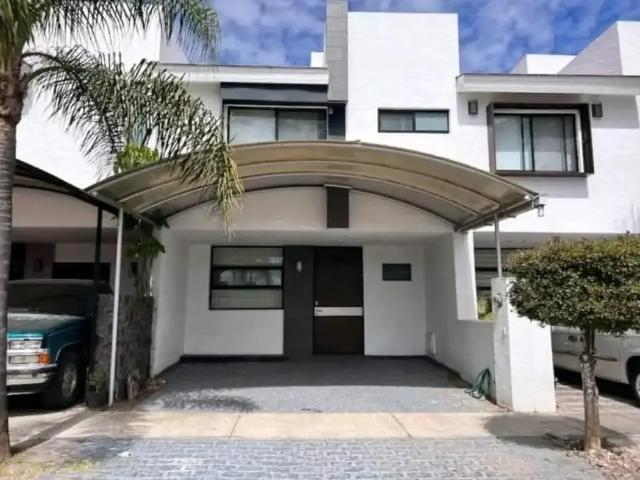Casa en renta en Jardines Del Valle, Zapopan, Jalisco