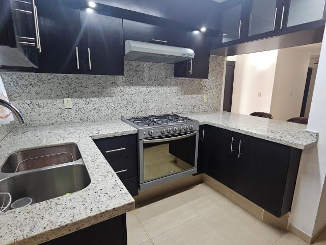 Casa en renta en Jardines Del Sol Zapopan