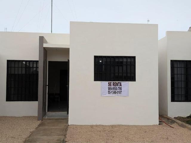 !CASA EN RENTA EN KANASIN: FRACC. AMANECERES! CON JARDIN Y GARAGE