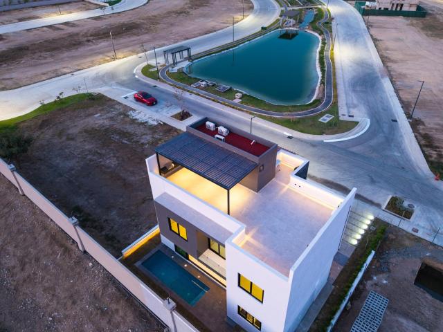 Casa en renta en Karakal Nuevo Vallarta con alberca | 4 recamaras 1 en planta baja y roof top