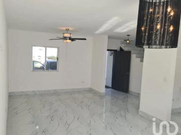 Casa en Renta en La Montaña, García, Nuevo León