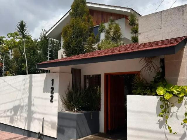 CASA EN RENTA EN LA ARBIDE CON 600M2 DE TERRENO