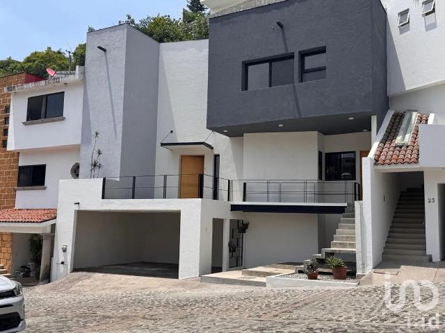 Casa en Renta en La Cañada, Cuernavaca, Morelos