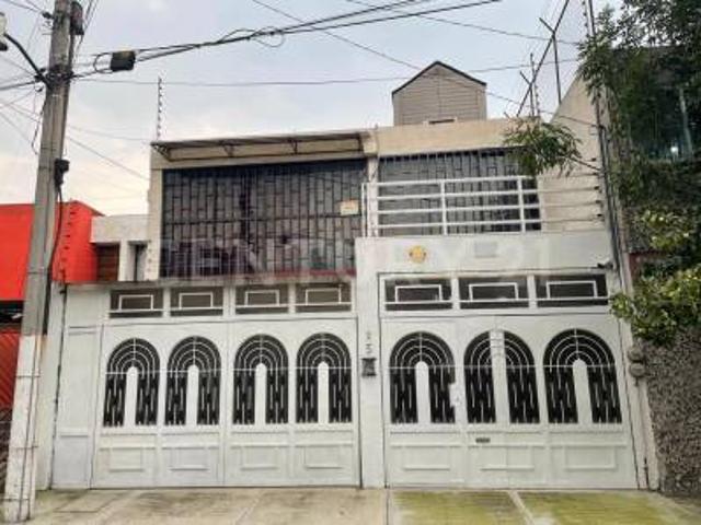 CASA EN RENTA EN LA COLONIA MILITAR MARTE