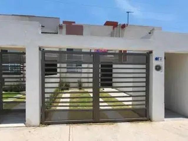 Casa En Renta En La Florida Otzolotepec A 20 Min Del Parque Industrial 2000