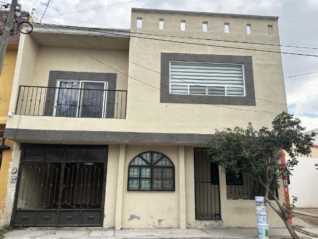 Casa en RENTA en La Hacienda I, Ramos Arizpe