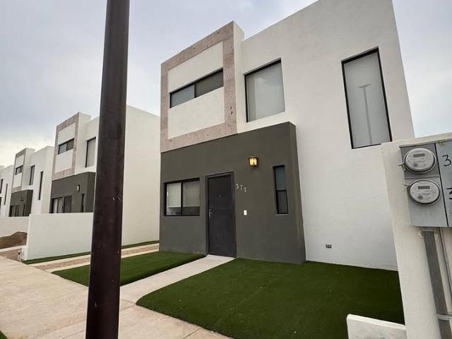 CASA EN RENTA EN LA PAZ, HISPANIA RESIDENCIAL
