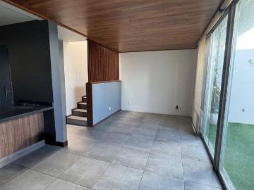 STRAVAGANTE RESIDENCIAL CASA EN RENTA