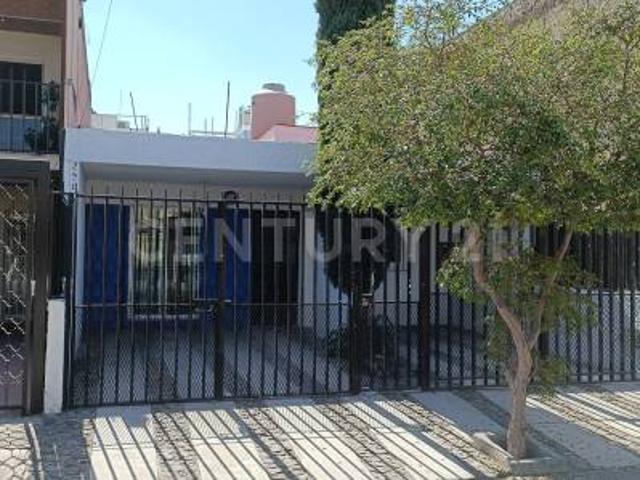 Casa en renta en Lagos del Country, Zapopan, Jal