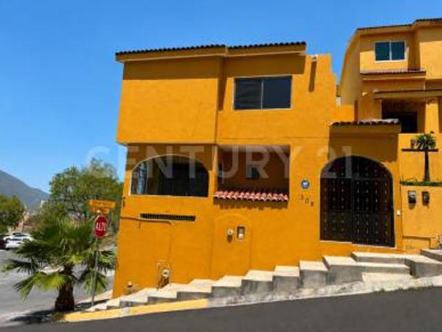 CASA EN RENTA EN LAS BRISAS, MONTERREY, N.L