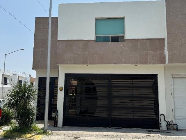 Casa en Renta en Las Hadas Escobedo