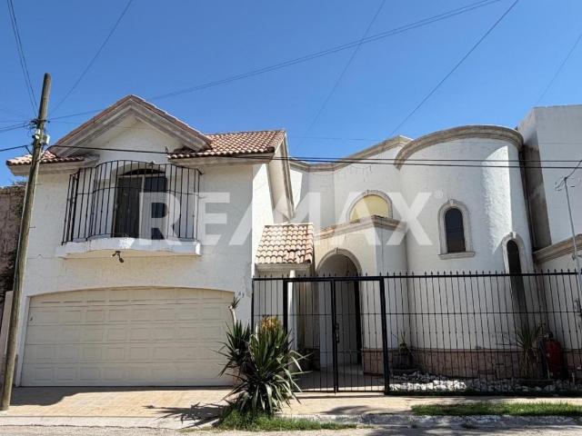 CASA EN RENTA EN LAS QUINTAS