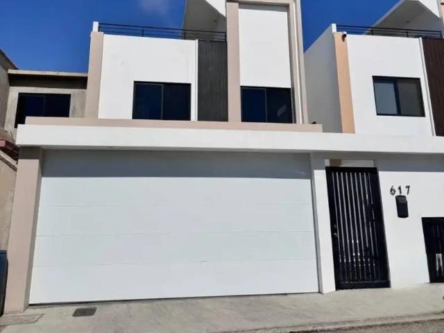 CASA EN RENTA EN LOMA DORADA, ENSENADA