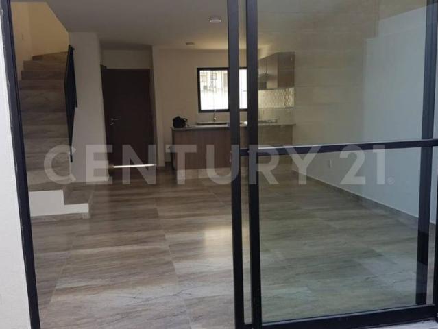 Casa en renta en Lomas Altosur, Guadalajara